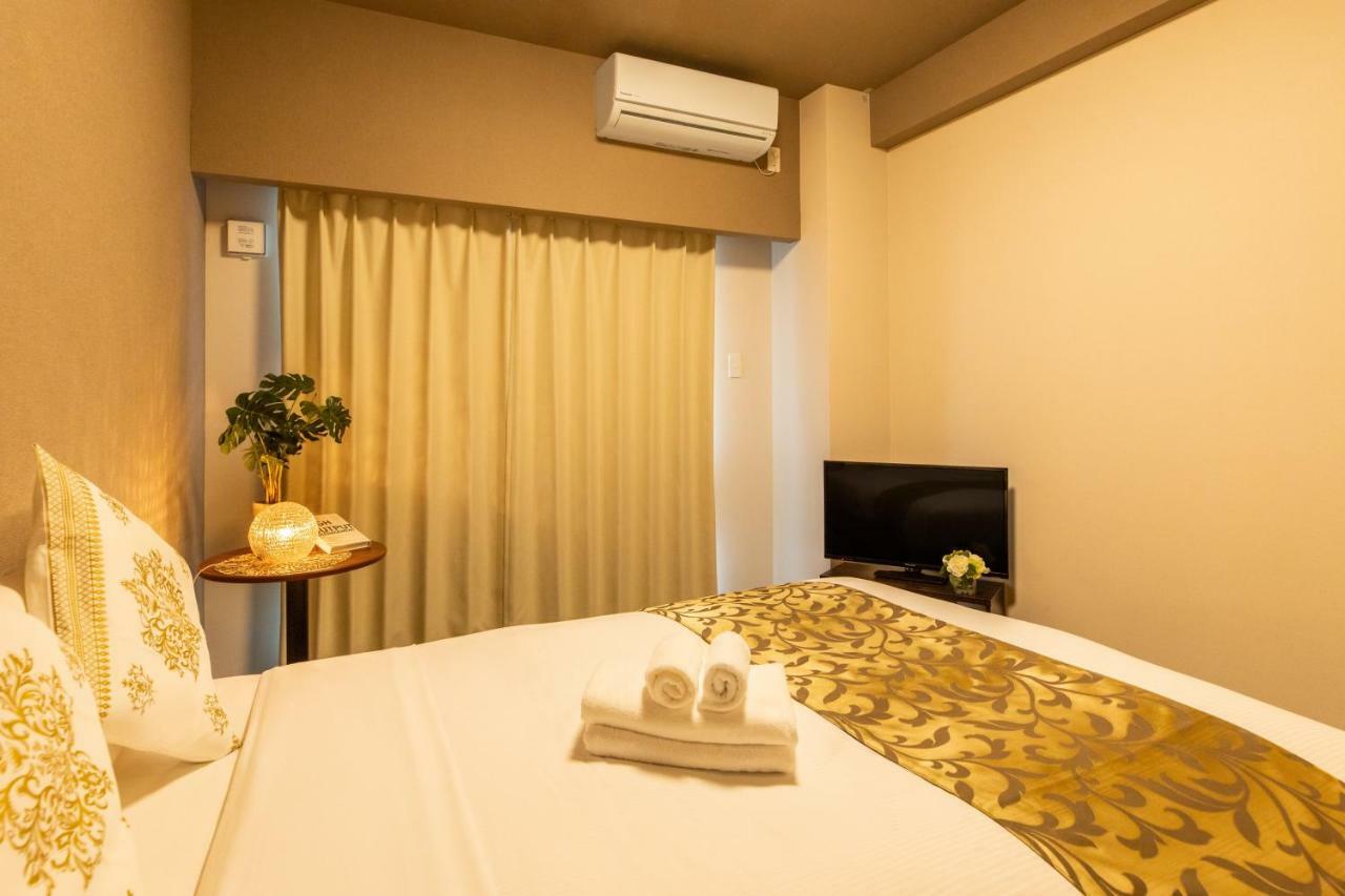 Mr. Kinjo In Mihara Aparthotel Naha Exterior photo